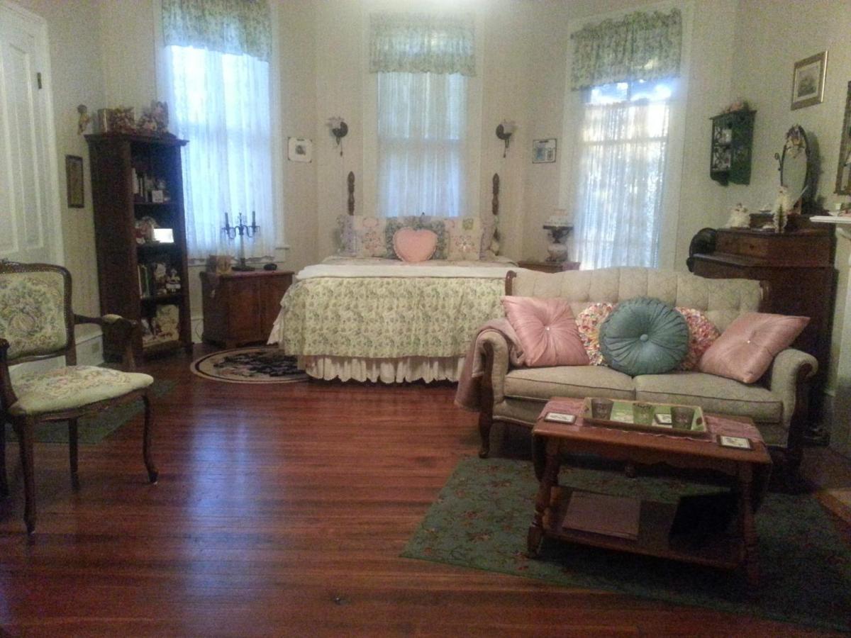 Holly House Of Hamilton Bed & Breakfast Rom bilde