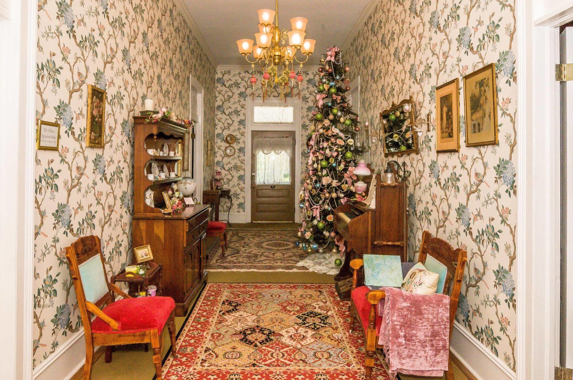Holly House Of Hamilton Bed & Breakfast Eksteriør bilde